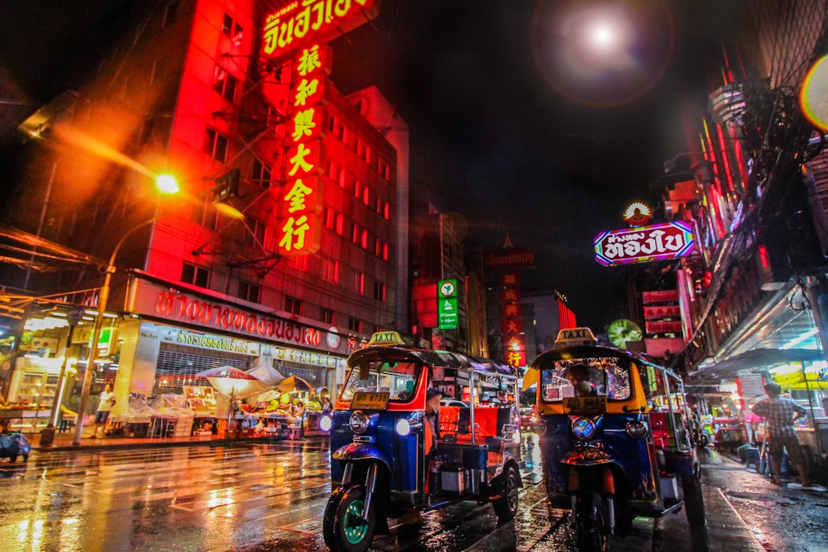 Emerging markets for restaurant investment in 2025