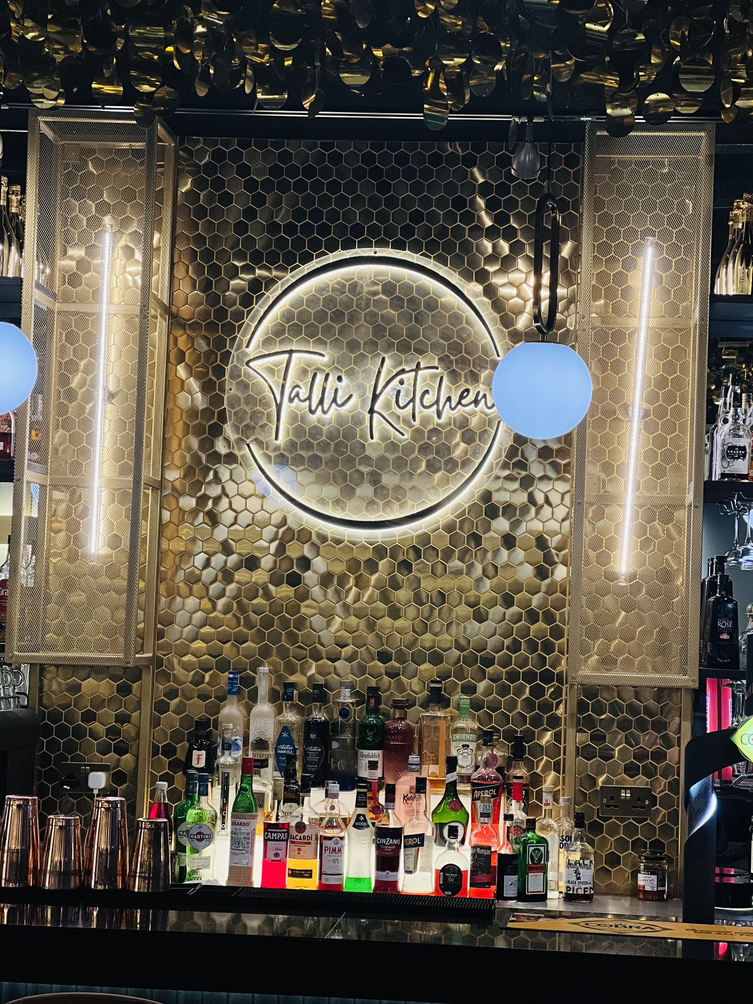 Bar